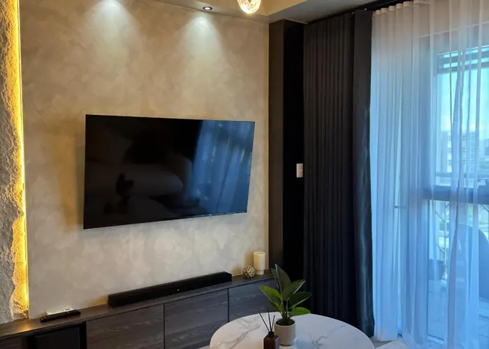Landscape View And Sea View 1br Near Airport Aparthotel