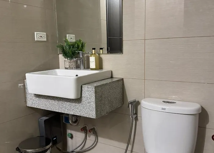 Landscape View And Sea View 1br Near Airport 4*