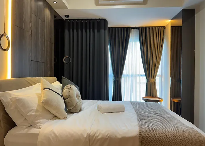 Aparthotel Landscape View And Sea View 1br Near Airport