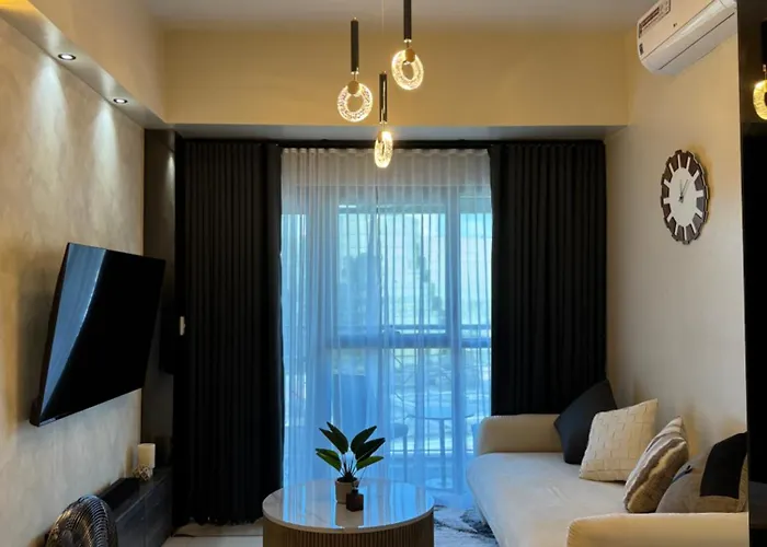 Landscape View And Sea View 1br Near Airport Aparthotel